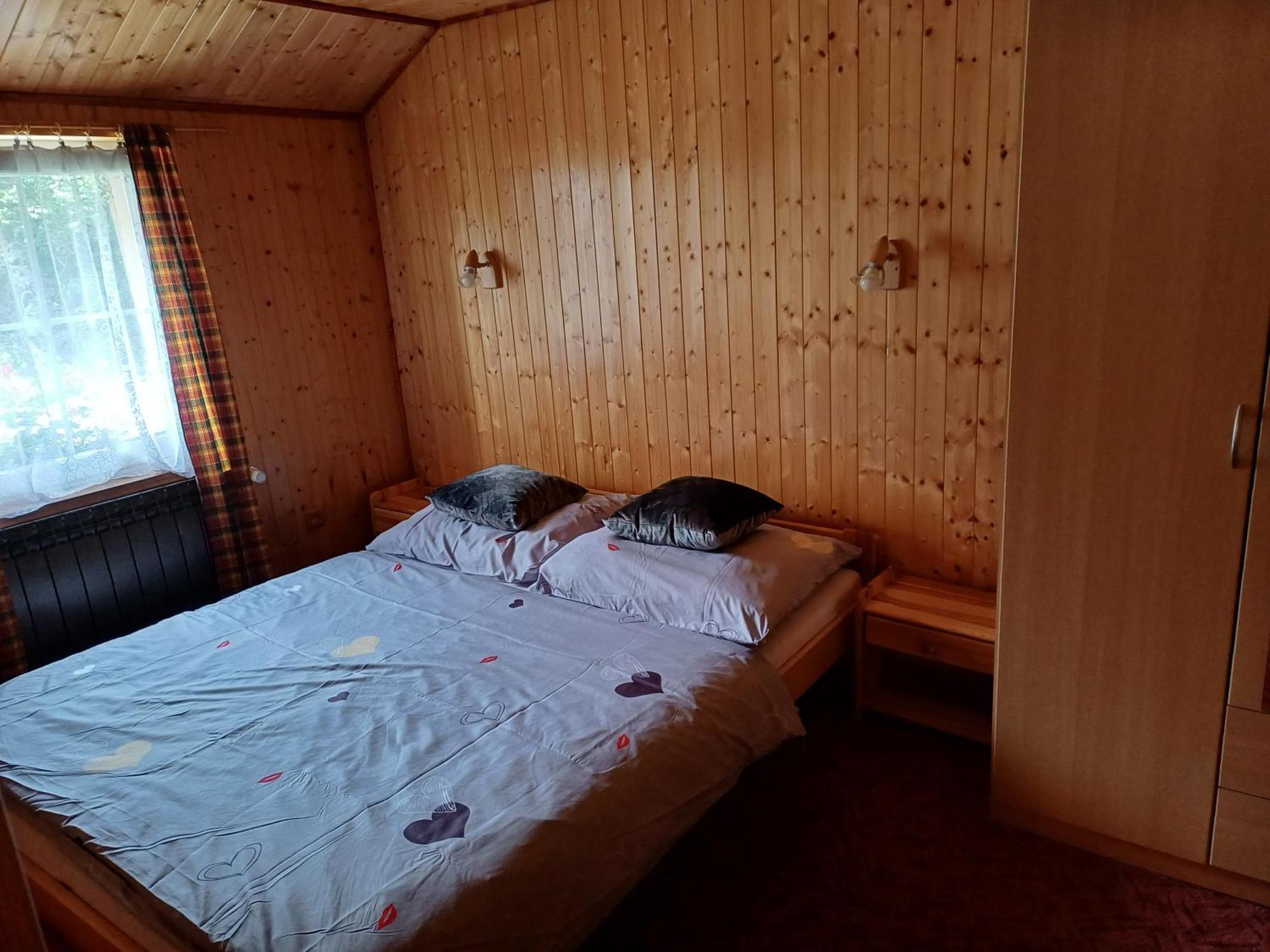 Prazova Bouda Hotell Dobré Exteriör bild